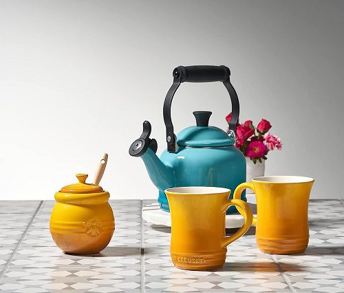 le creuset white tea kettle