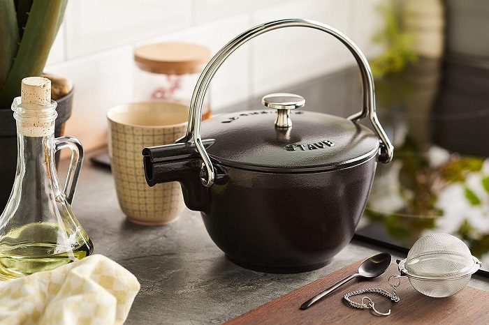 staub tea kettle